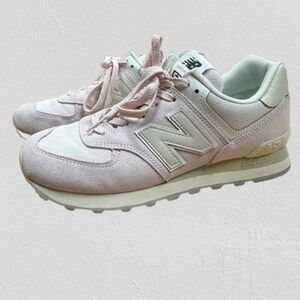 New Balance 574 CORE Sneakers size 9 Women's Pink Suede Lace-up Shoes